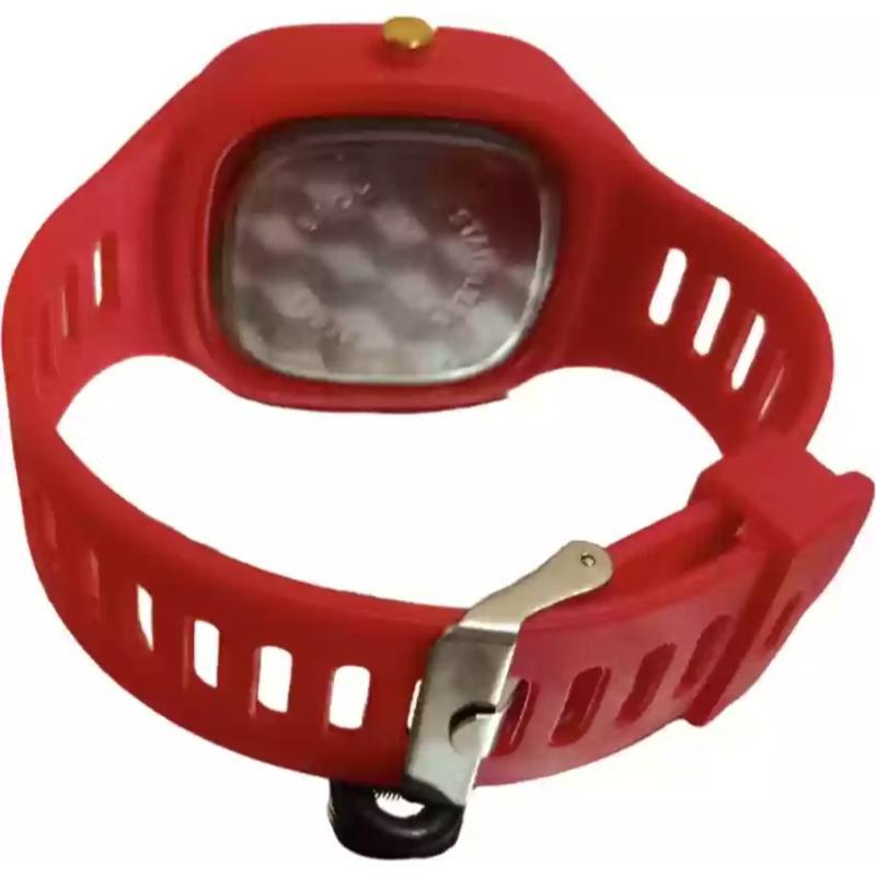 Red Silicone Men’s Analog Watch with Gold Accents – Stylish Casual Wrist Watch for Everyday Wear
